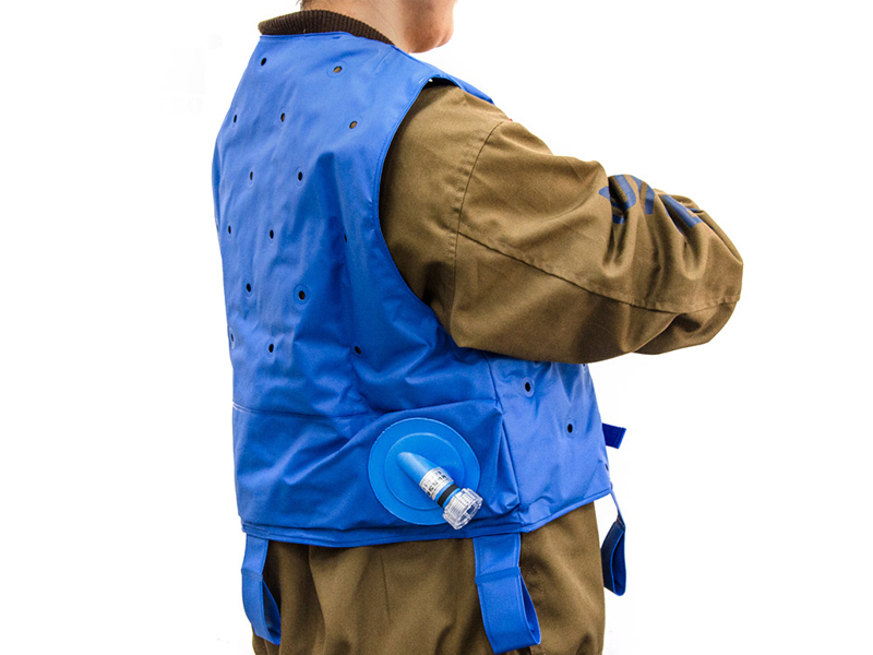 日本进口重松制作所CS-7降温背心防暑冷却服(清凉马甲)(图3) 日本进口重松制作所CS-7降温背心防暑冷却服(清凉马甲)(图3)